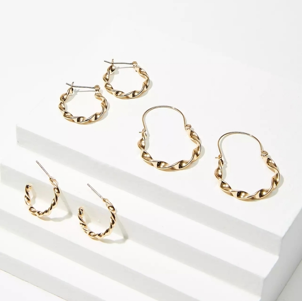 NWT Roped Earring Set
